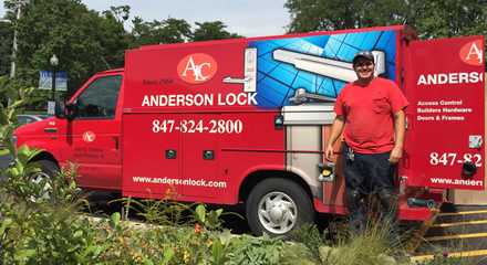 Des Plaines lock tech service truck